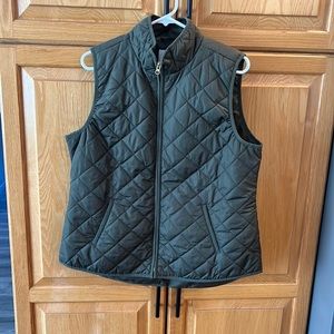 Green puffer vest